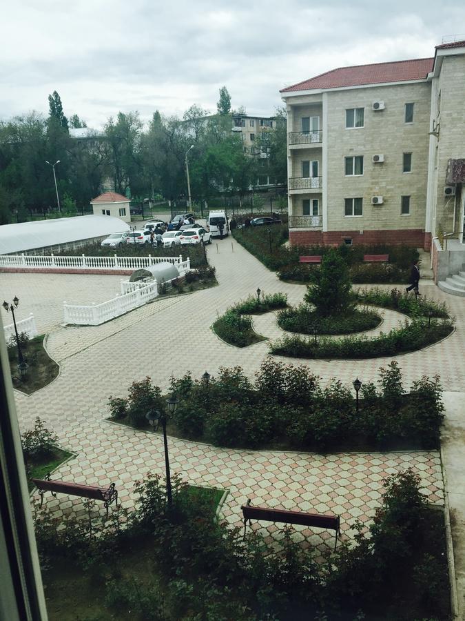 Hotel Ark Ms Taraz Esterno foto