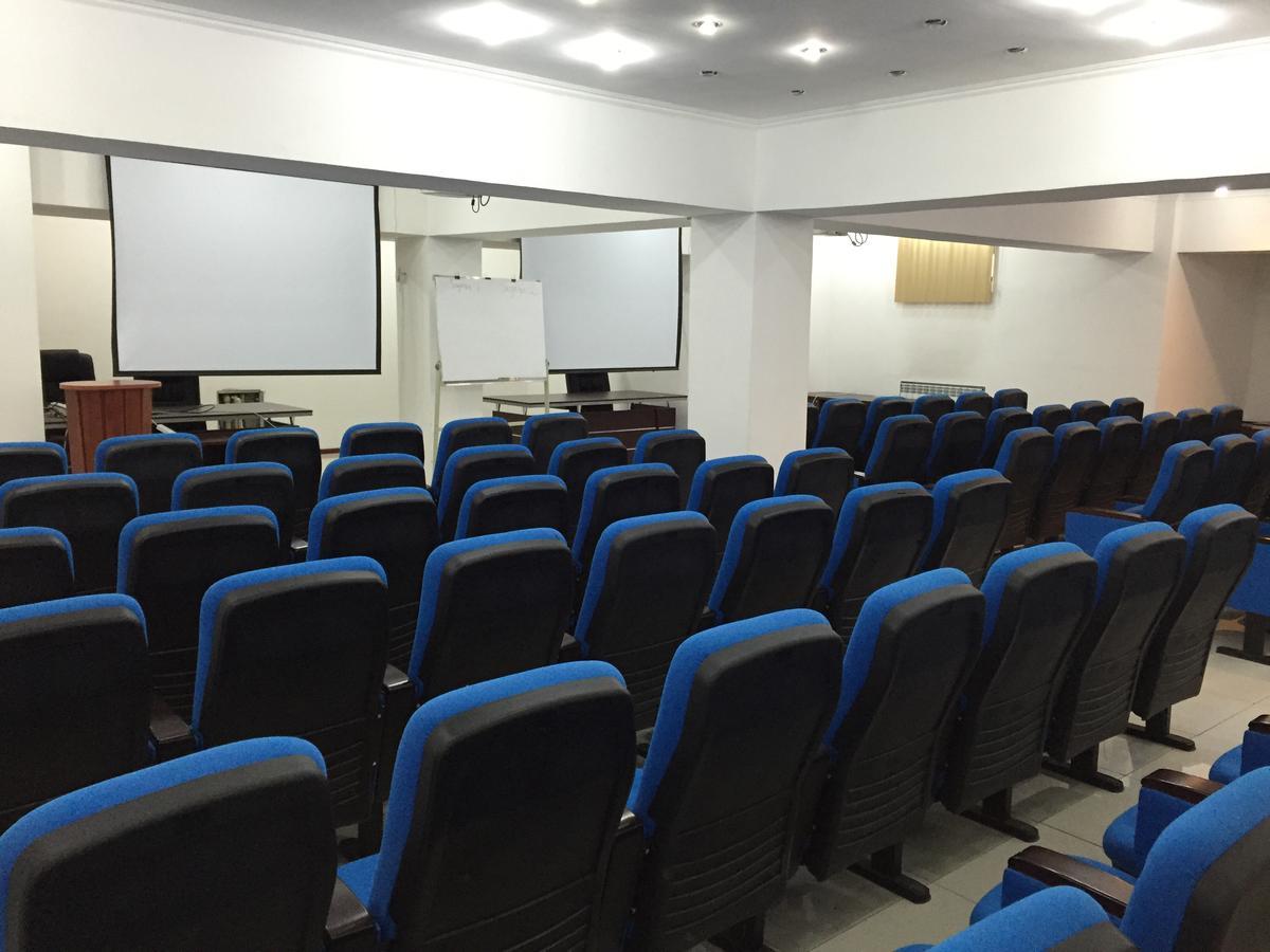 Hotel Ark Ms Taraz Esterno foto