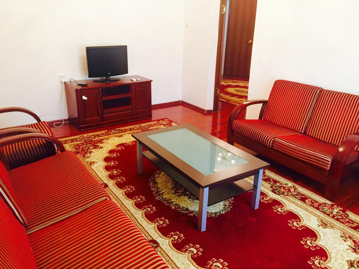 Hotel Ark Ms Taraz Esterno foto