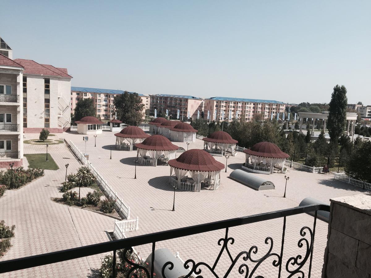 Hotel Ark Ms Taraz Esterno foto