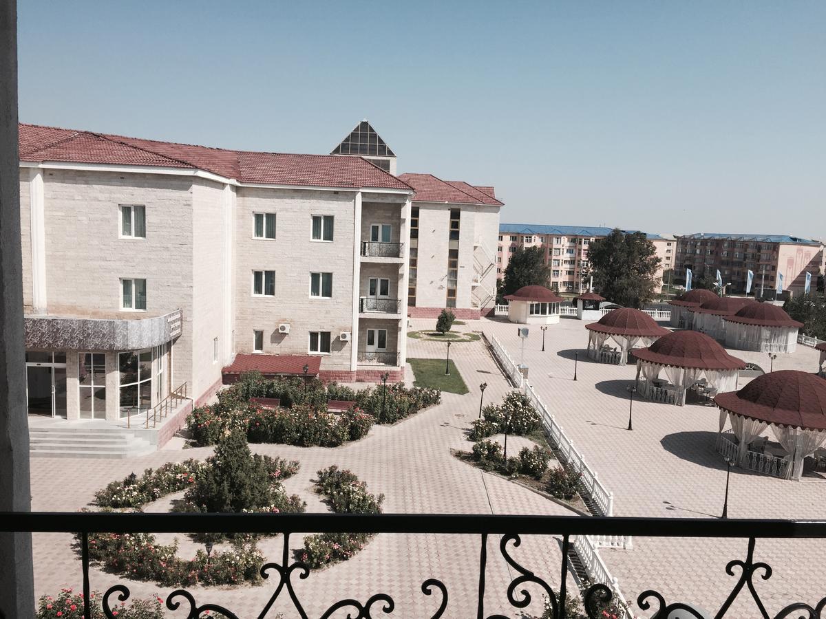Hotel Ark Ms Taraz Esterno foto